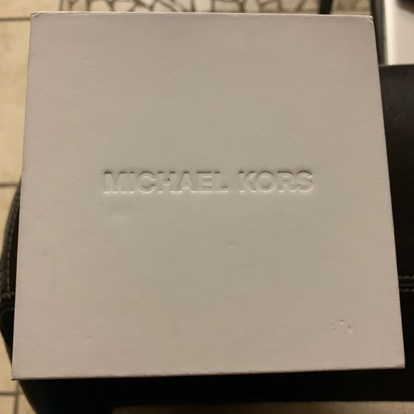 Michael Kors Accessories - Micheal Kors Smartwatch Michael Kors Accessories - Micheal Kors Smartwatch